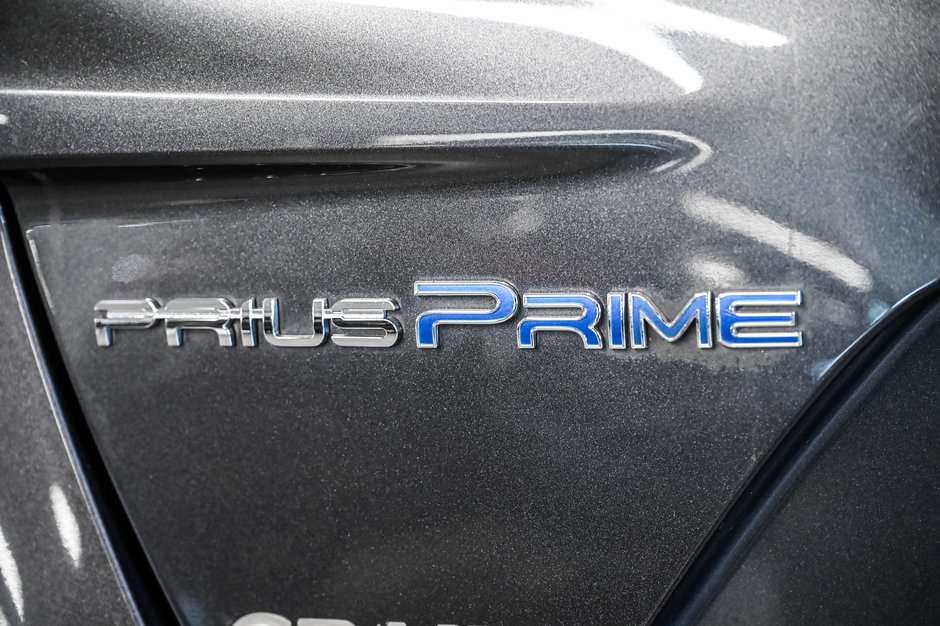 2021 Toyota Prius Prime Base-8