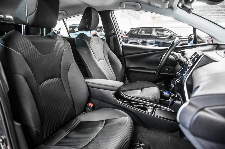 2021 Toyota Prius Prime Base-25