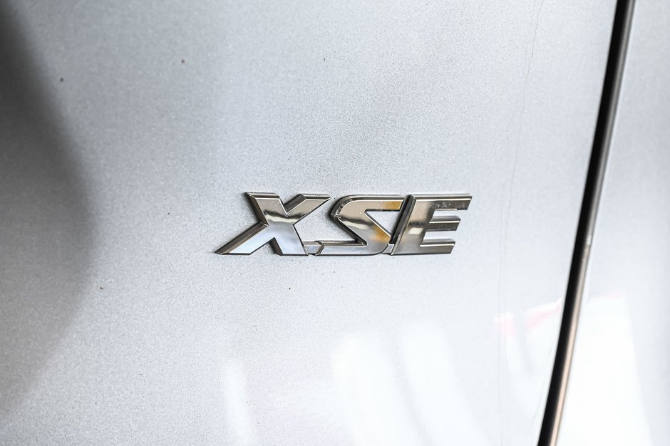2022 Toyota RAV4 Prime XSE-11