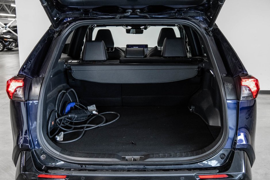 2023 Toyota RAV4 Prime XSE-12