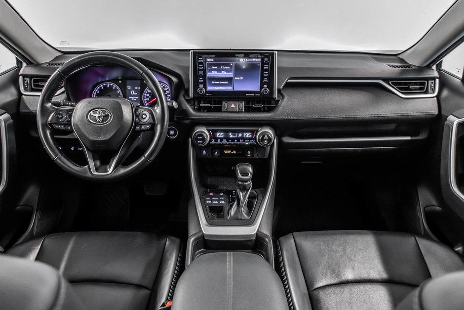 2019 Toyota RAV4 XLE-30