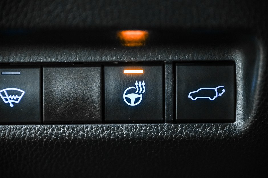 Toyota RAV4 XLE 2022-13