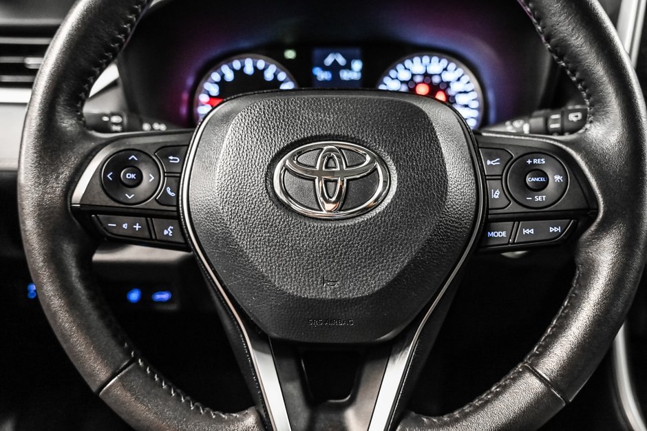 Toyota RAV4 XLE 2022-14