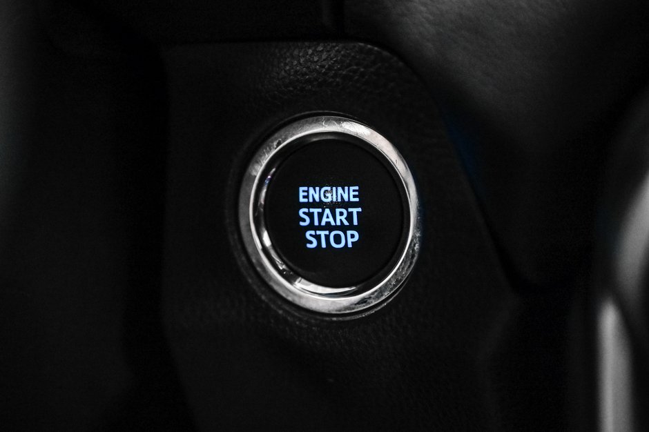 Toyota RAV4 XLE 2022-19