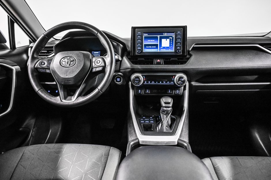 Toyota RAV4 XLE 2022-22