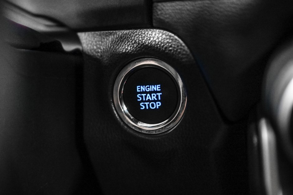 Toyota RAV4 XLE 2022-18