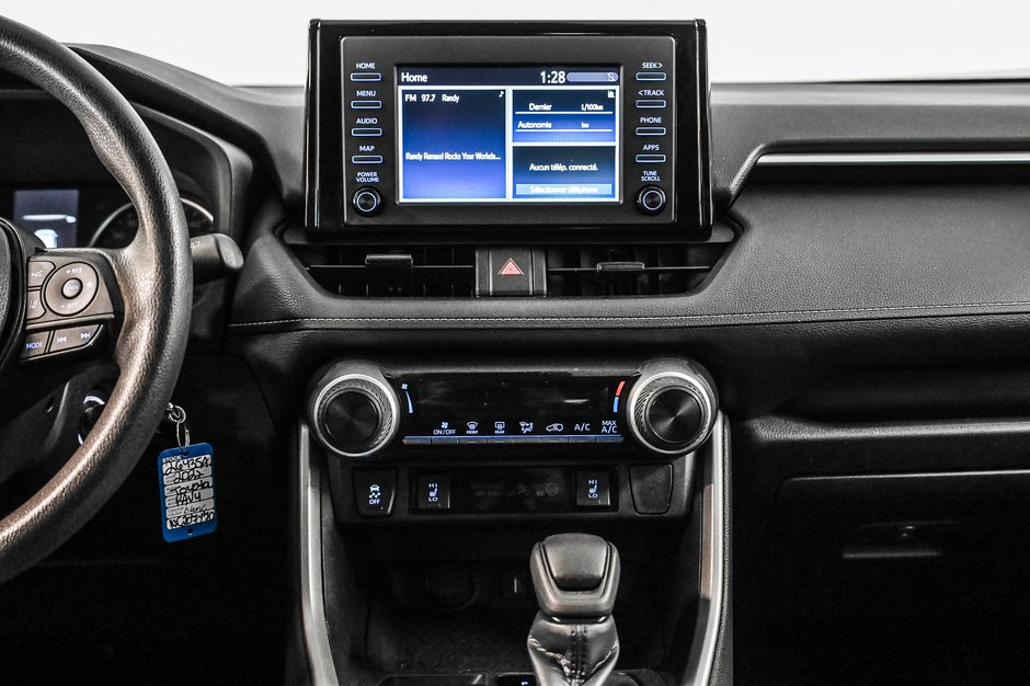 2022 Toyota RAV4 LE-18