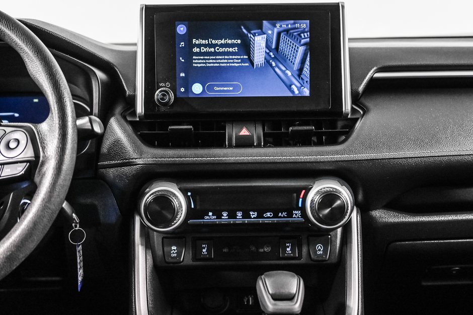 Toyota RAV4 LE 2023-20