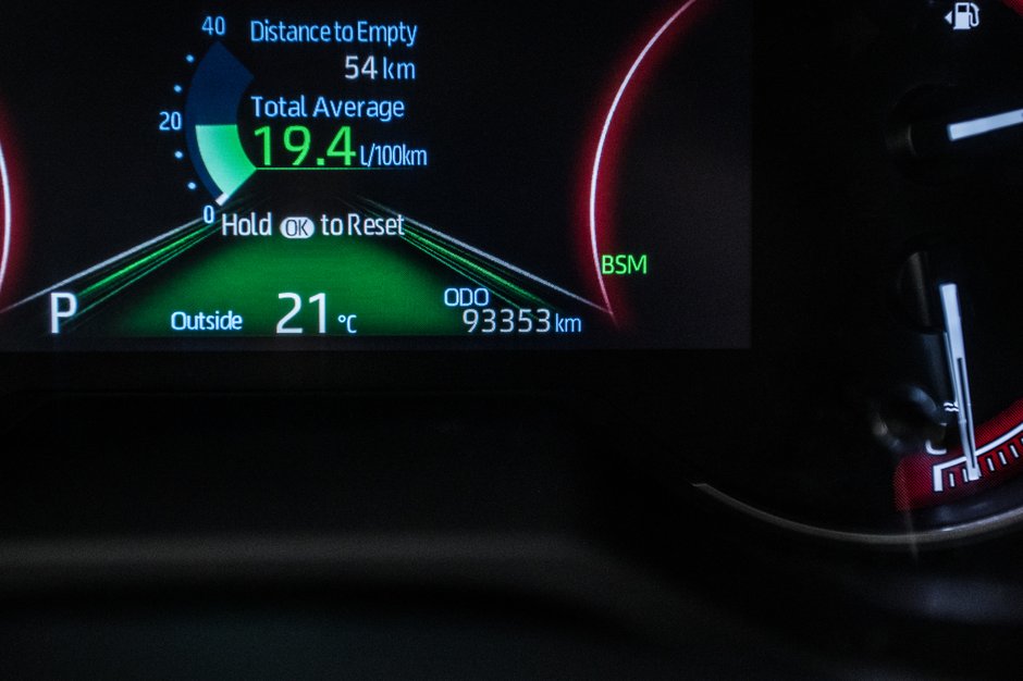 Toyota RAV4 LE 2023-17