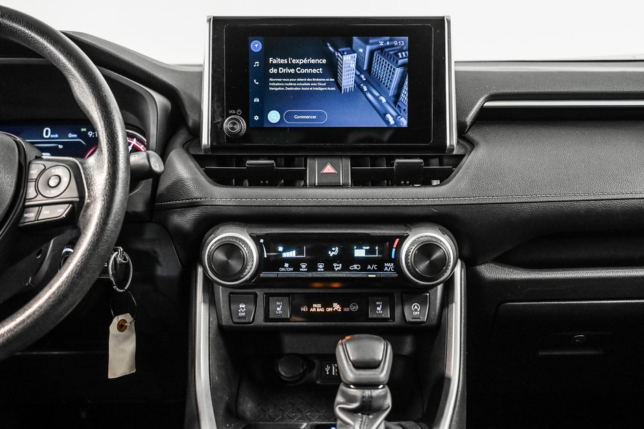 Toyota RAV4 LE 2023-20