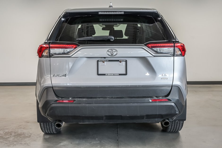 2023 Toyota RAV4 LE-4