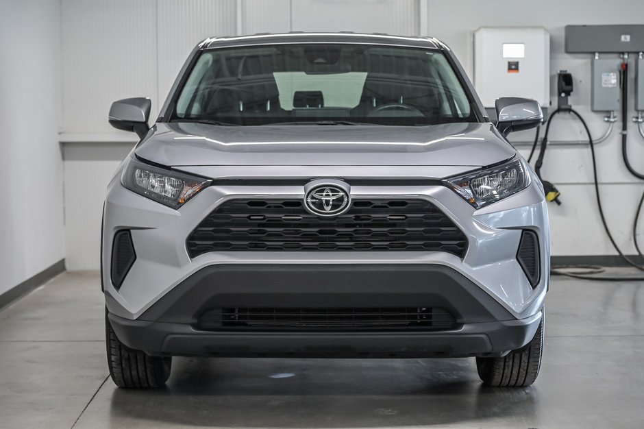 2023 Toyota RAV4 LE-1