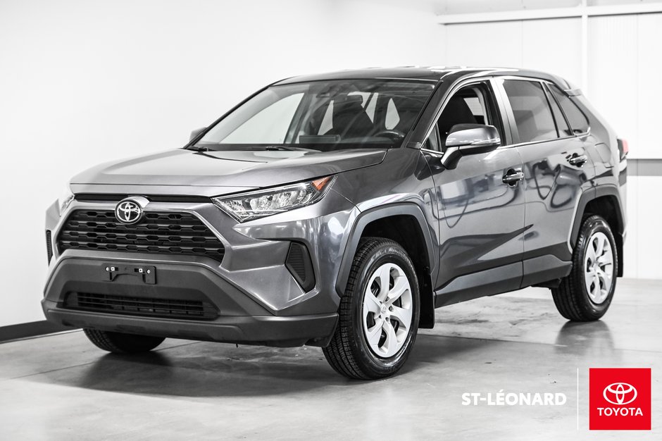 Toyota RAV4 LE 2024-0