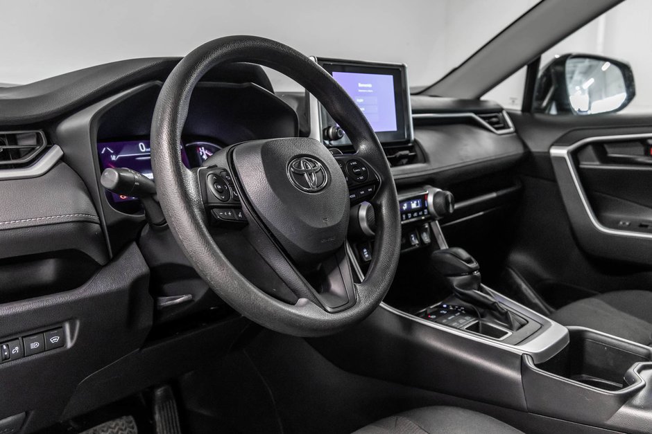 2024 Toyota RAV4 LE-12