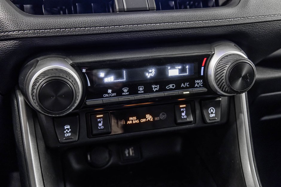 2024 Toyota RAV4 LE-18