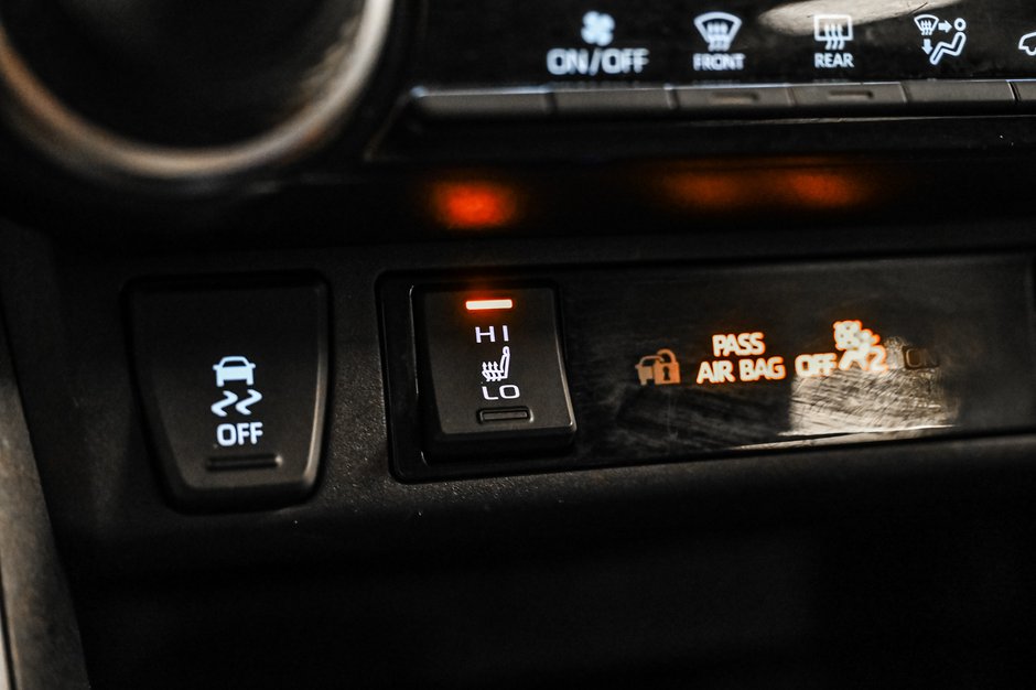 2024 Toyota RAV4 LE-14