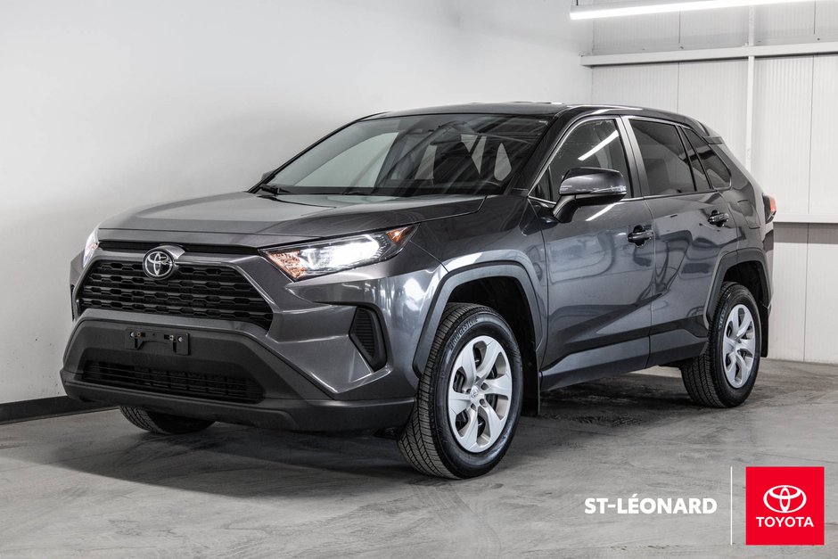 Toyota RAV4 LE 2024-0