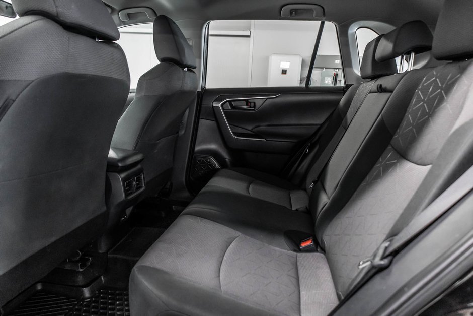 2024 Toyota RAV4 LE-26