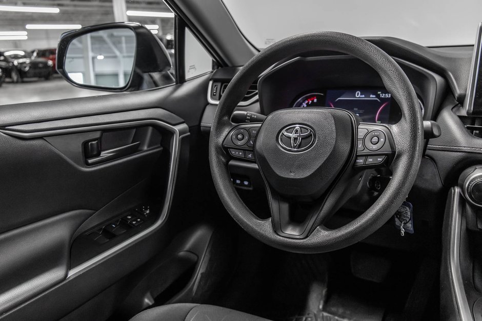 2024 Toyota RAV4 LE-28