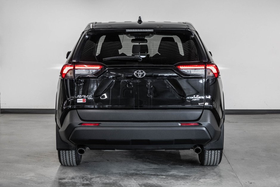2024 Toyota RAV4 LE-6