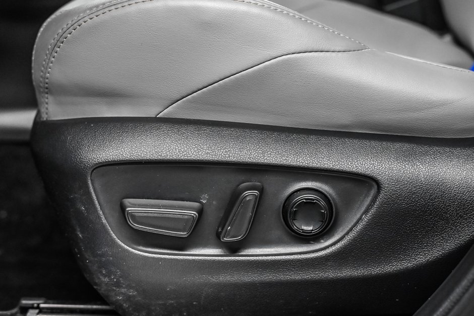 Toyota Venza Limited 2024-13