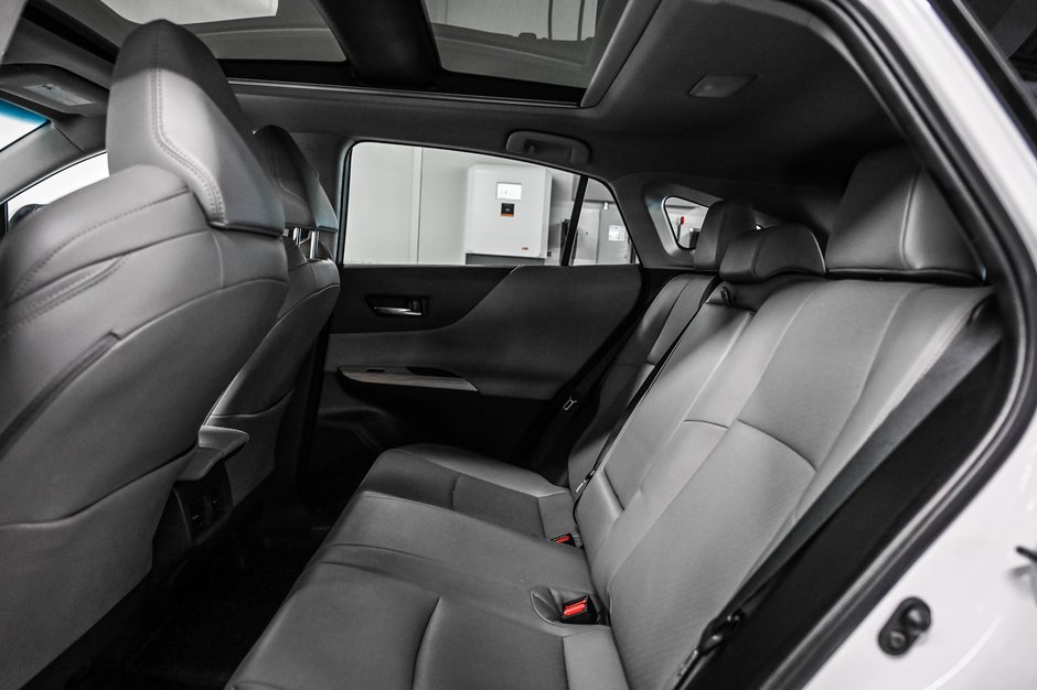 Toyota Venza Limited 2024-23