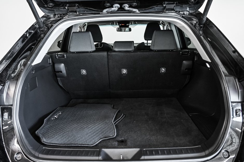 Toyota Venza LE 2024-7