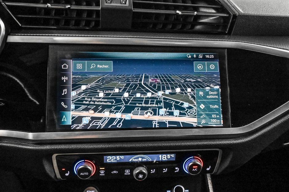 Audi Q3 Technik 2020-21