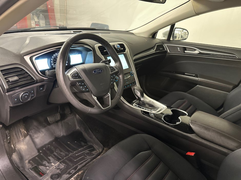 2015 Ford Fusion SE-8