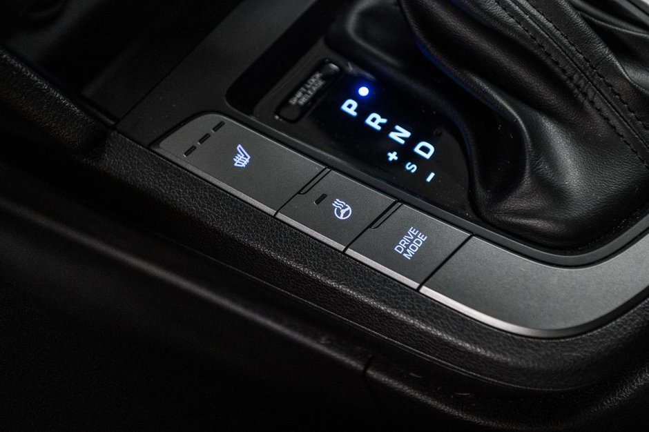 Hyundai Elantra Preferred 2019-20