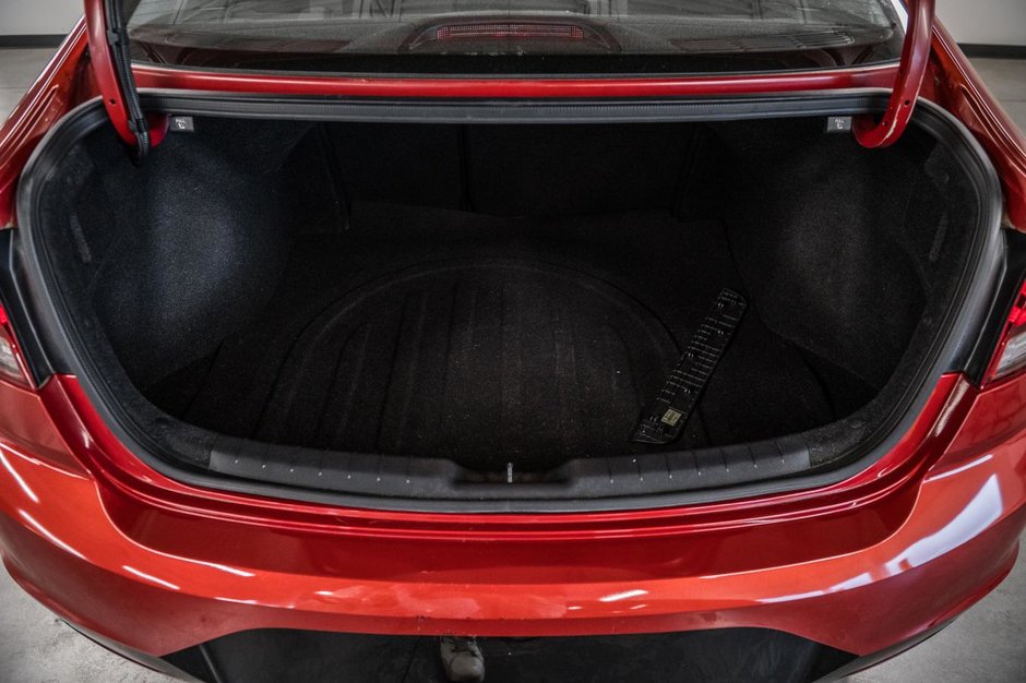 Hyundai Elantra Preferred 2019-9