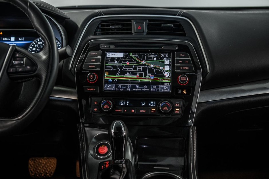 Nissan Maxima SL 2023-29