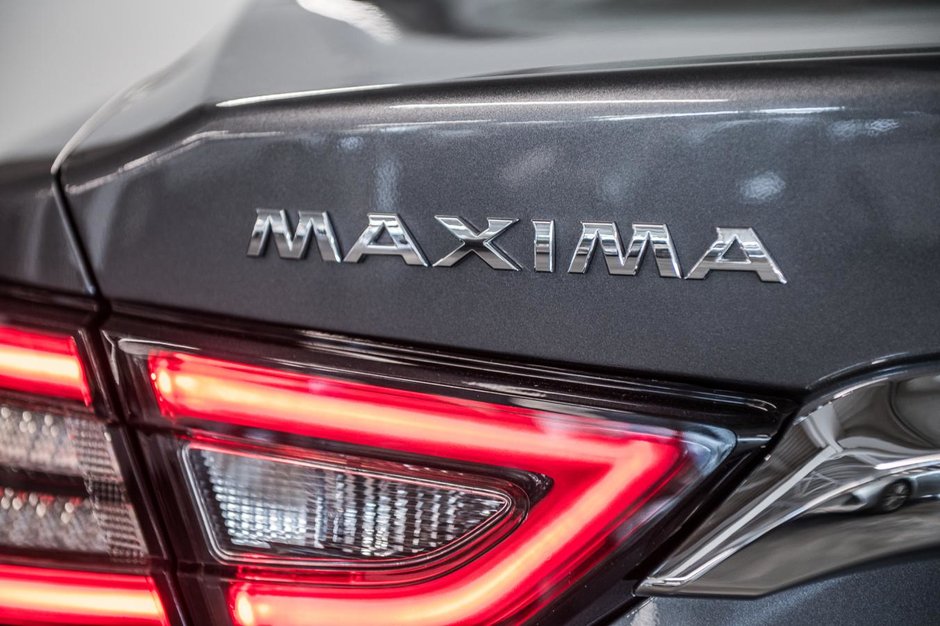 Nissan Maxima SL 2023-8