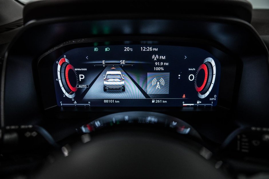 Nissan Rogue Platinum 2021-16