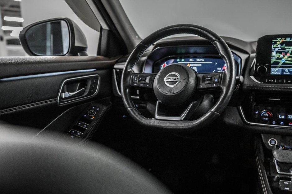 Nissan Rogue Platinum 2021-29