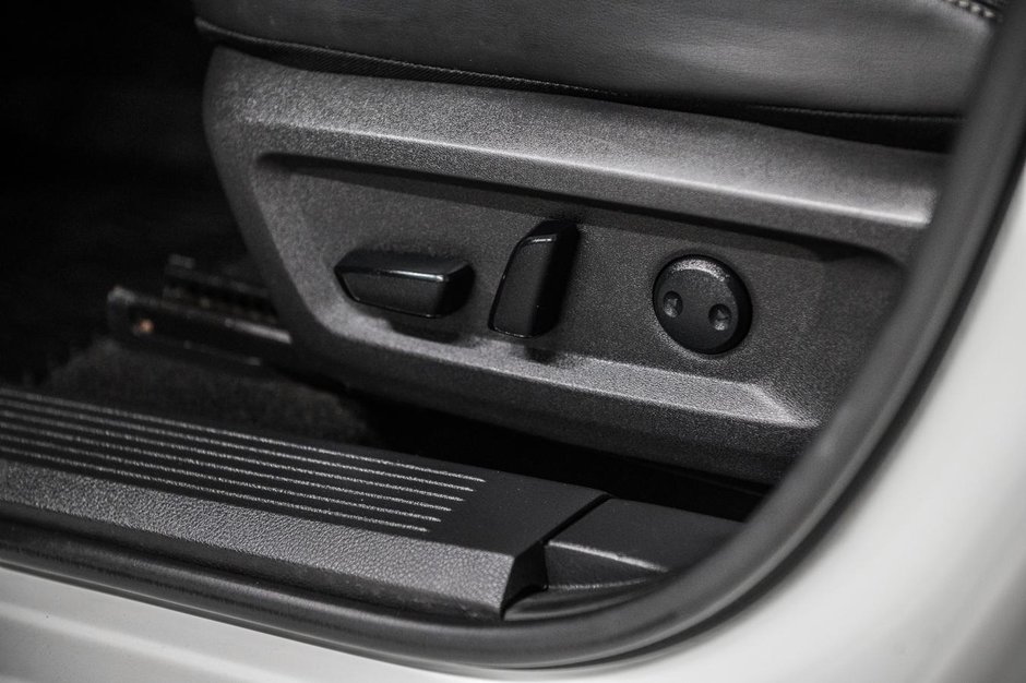 Nissan Rogue Platinum 2021-12