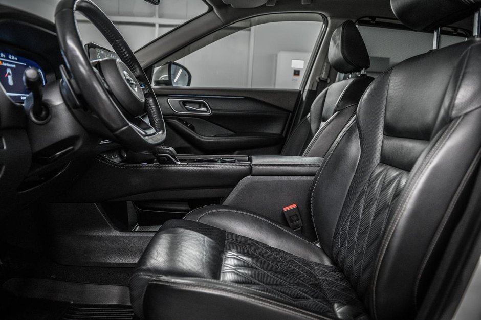 Nissan Rogue Platinum 2021-11