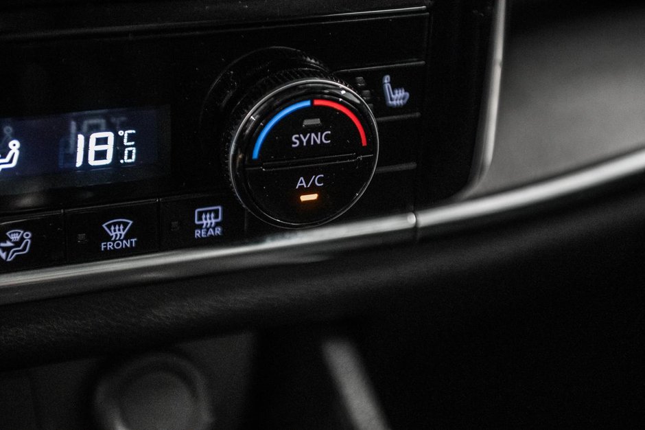 Nissan Rogue SV 2022-22