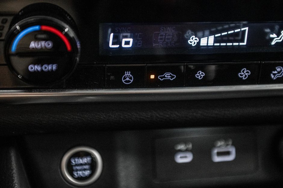 Nissan Rogue SV 2022-21