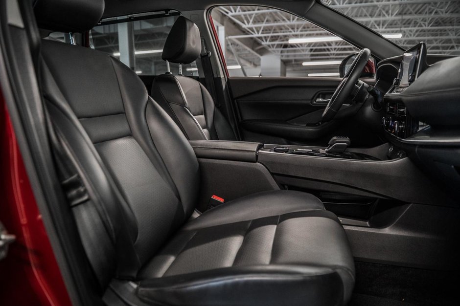 Nissan Rogue SV 2022-26