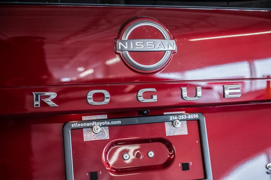 Nissan Rogue SV 2022-8