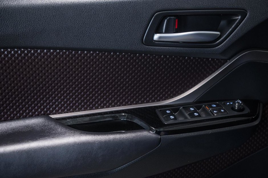 Toyota C-HR Base 2019-11