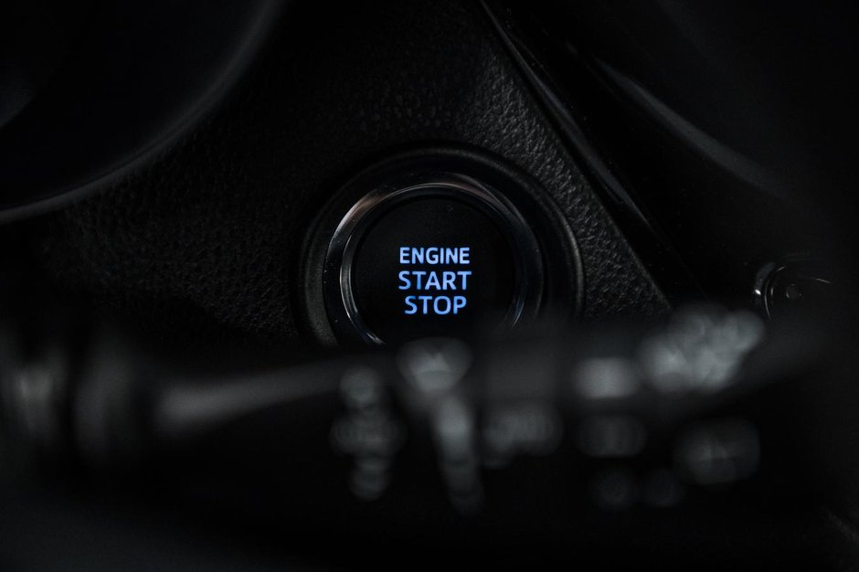 Toyota C-HR Base 2019-18