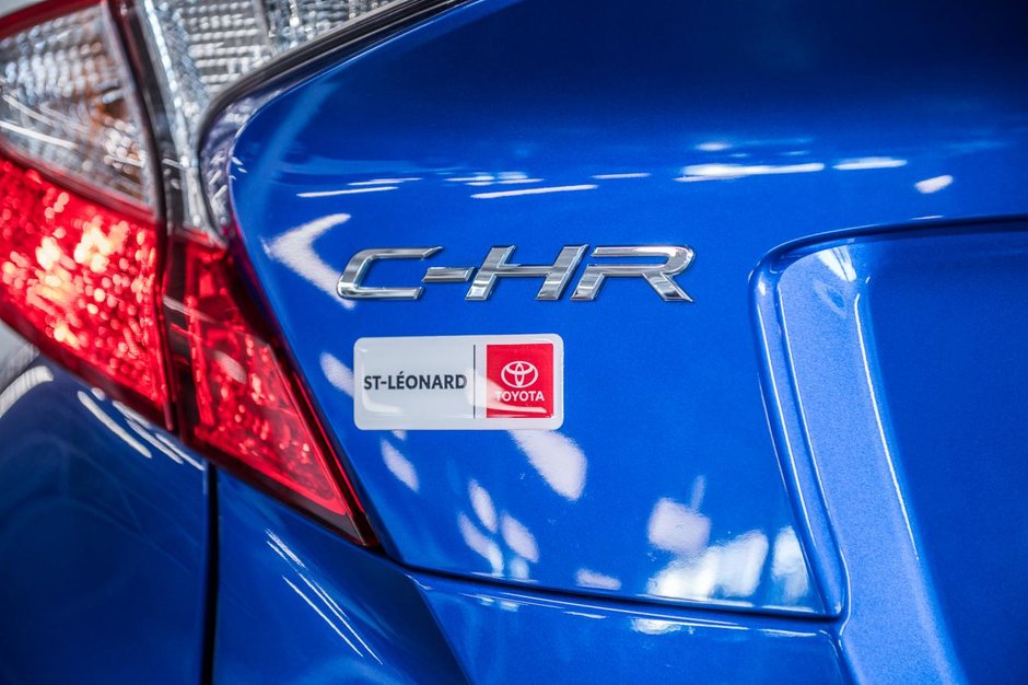 Toyota C-HR Base 2019-8