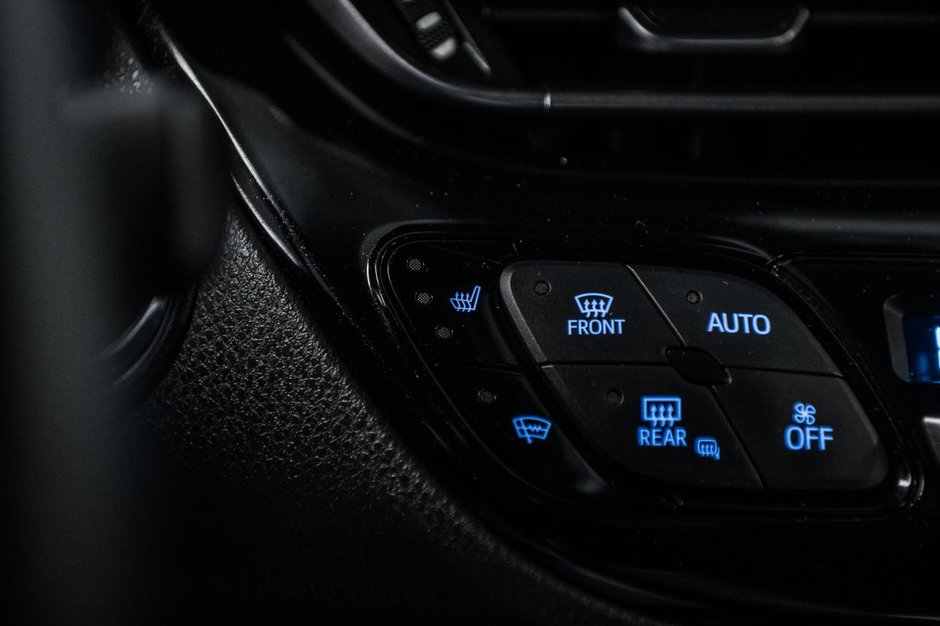 Toyota C-HR Base 2019-21