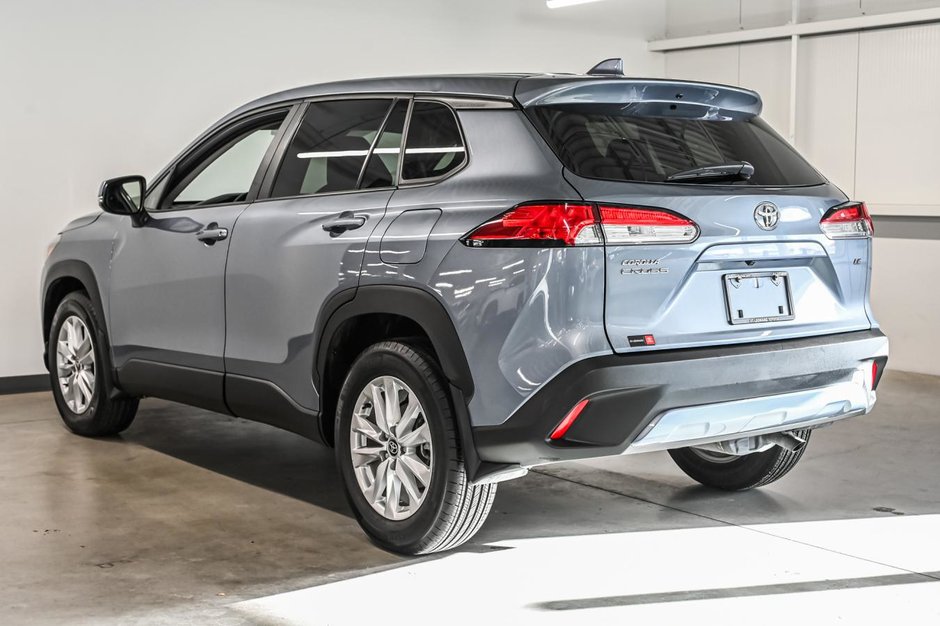 Toyota Corolla Cross LE 2023-4