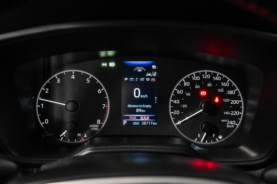 Toyota Corolla Cross LE 2023-11