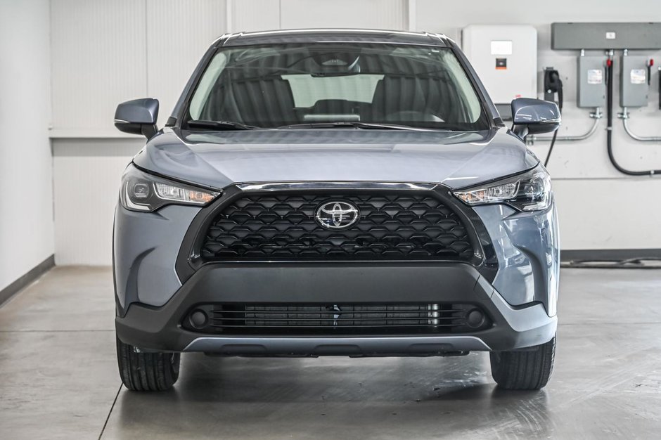 Toyota Corolla Cross LE 2023-1