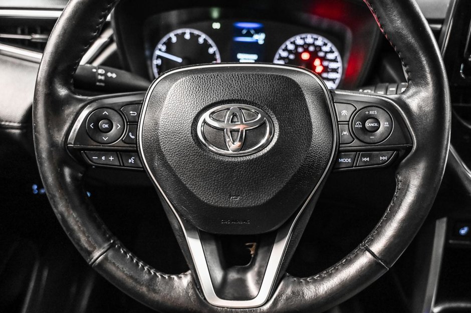 Toyota Corolla Cross LE 2023-10