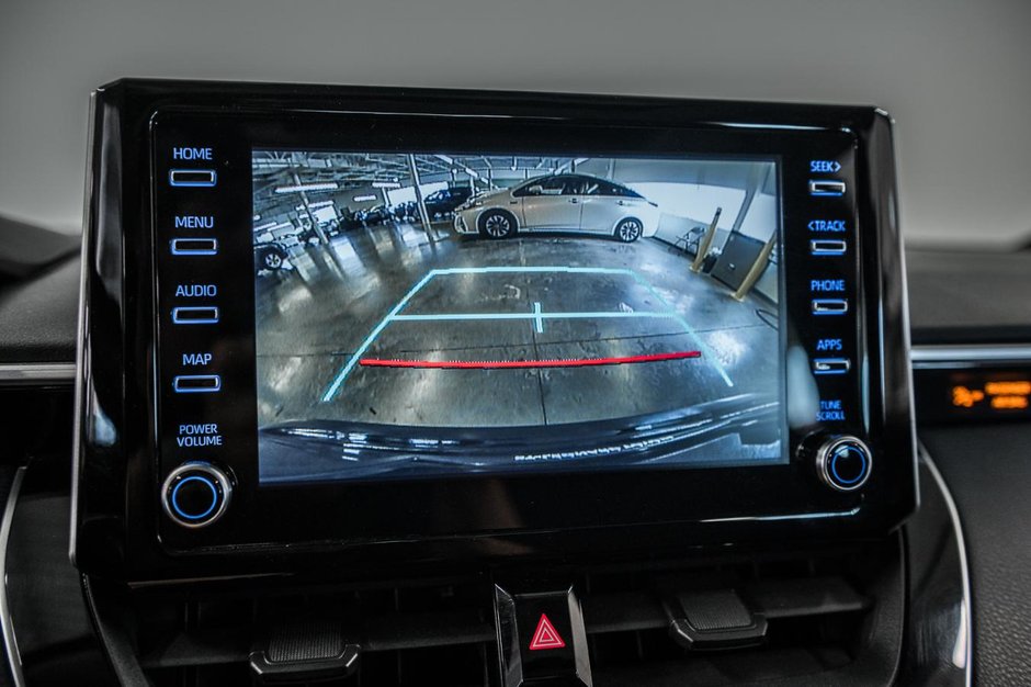 Toyota Corolla LE 2021-19